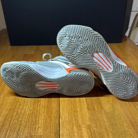 Limited Edition KD Nike for University of Texas. - Picture 7 of 9